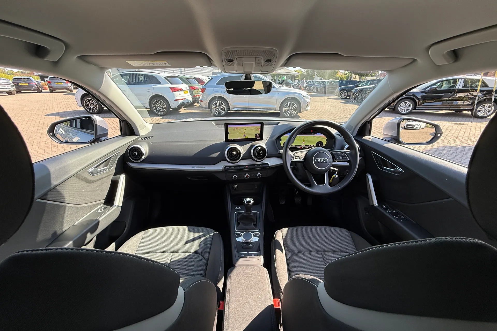 Audi Q2 thumbnail image number 3