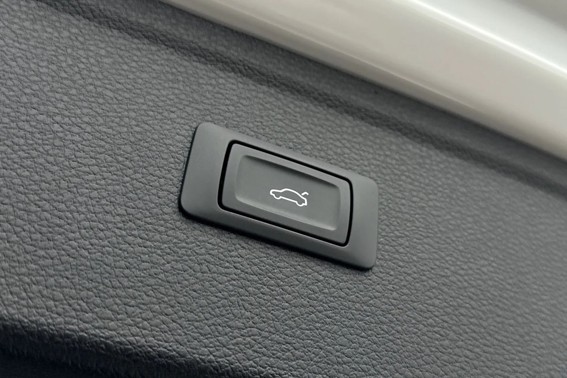 Audi Q5 thumbnail image number 20