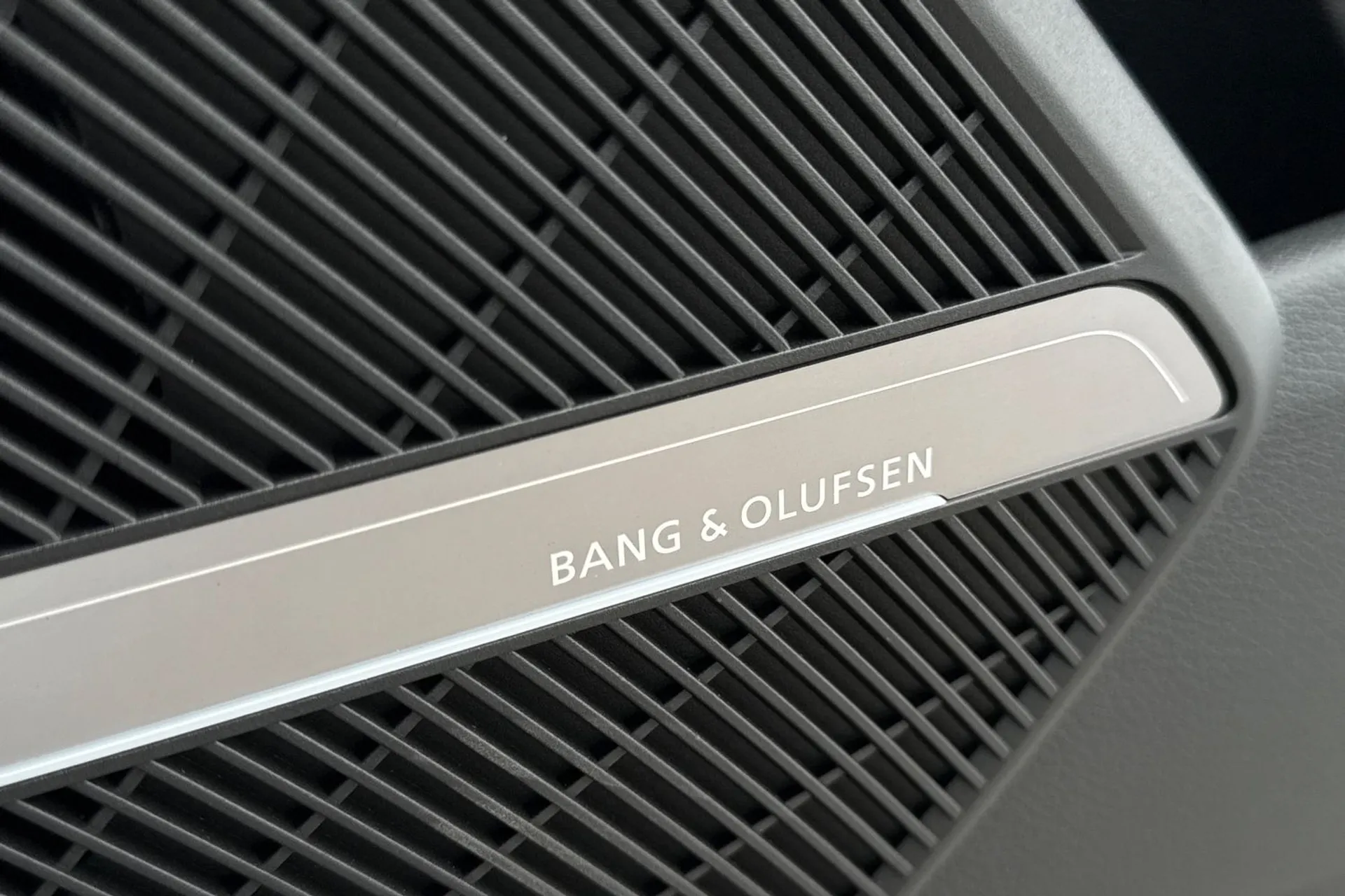 Audi Q5 thumbnail image number 28