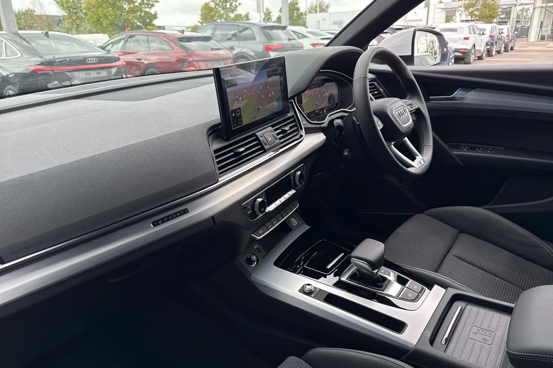 Audi Q5 thumbnail image number 29