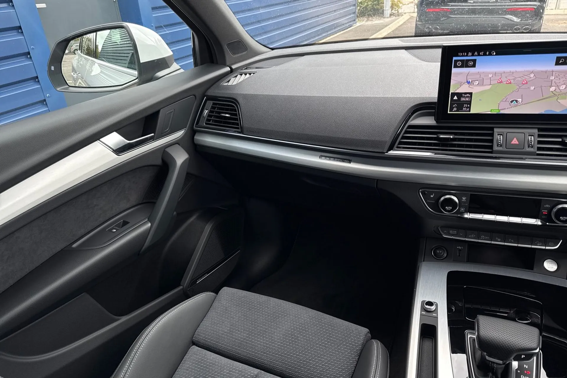 Audi Q5 thumbnail image number 34