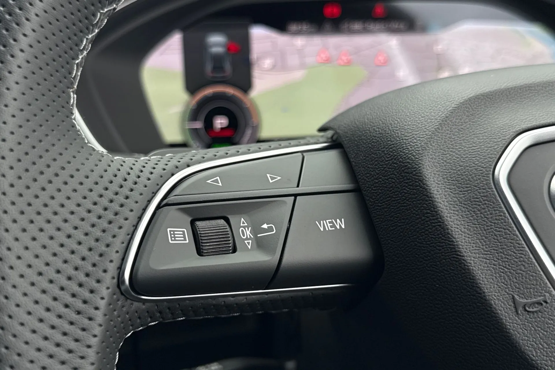 Audi Q5 thumbnail image number 40