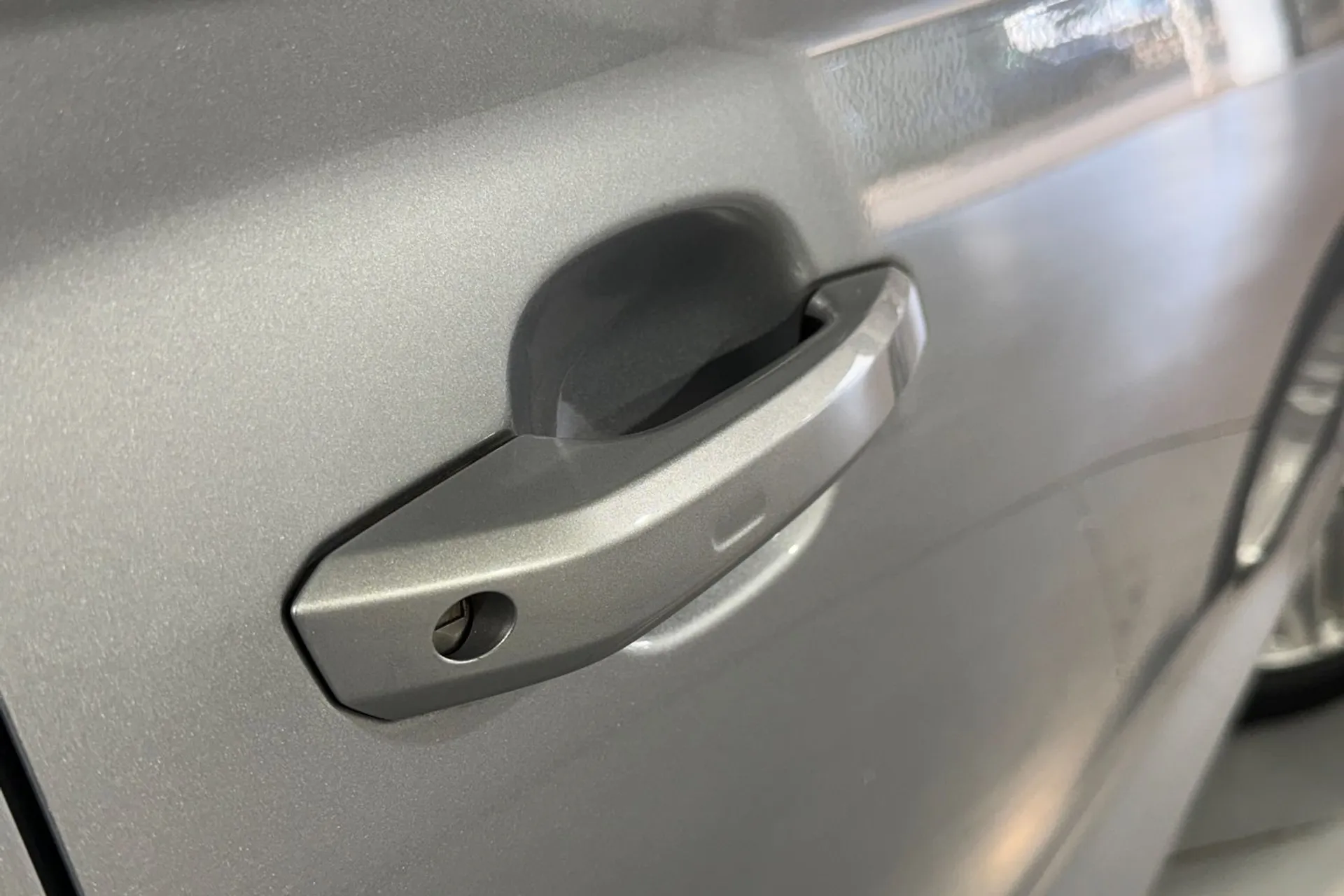 Audi Q5 thumbnail image number 16