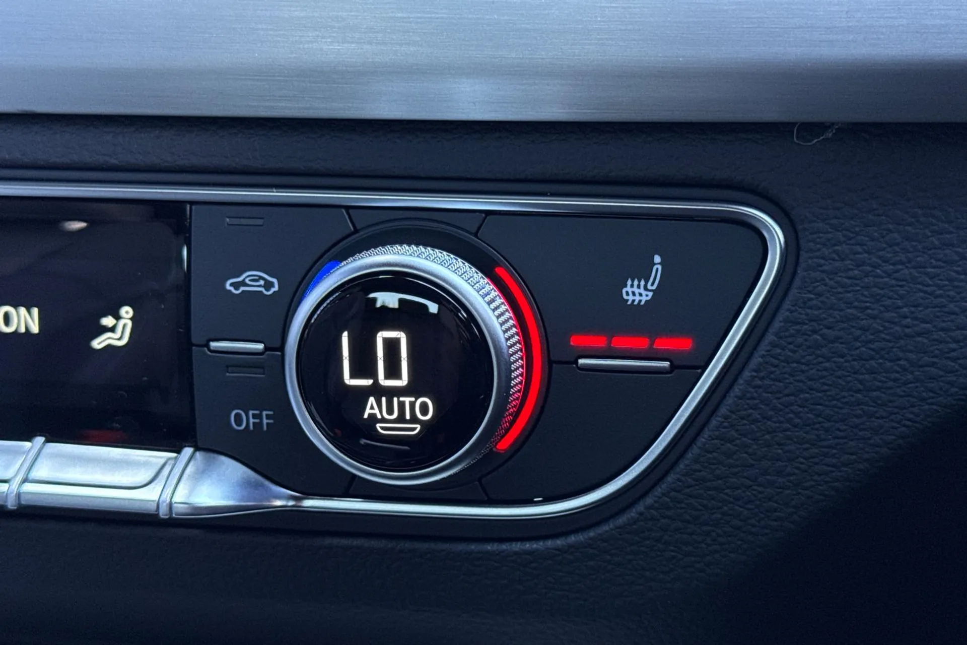 Audi Q5 thumbnail image number 27