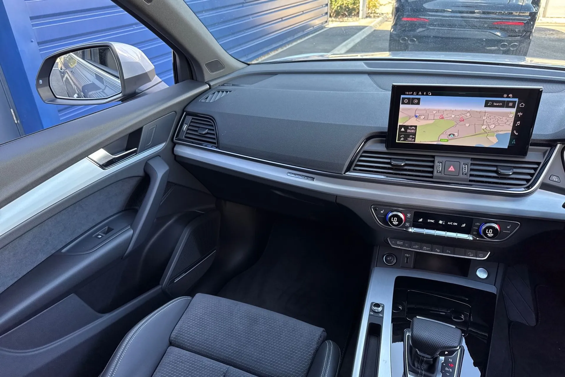 Audi Q5 thumbnail image number 34