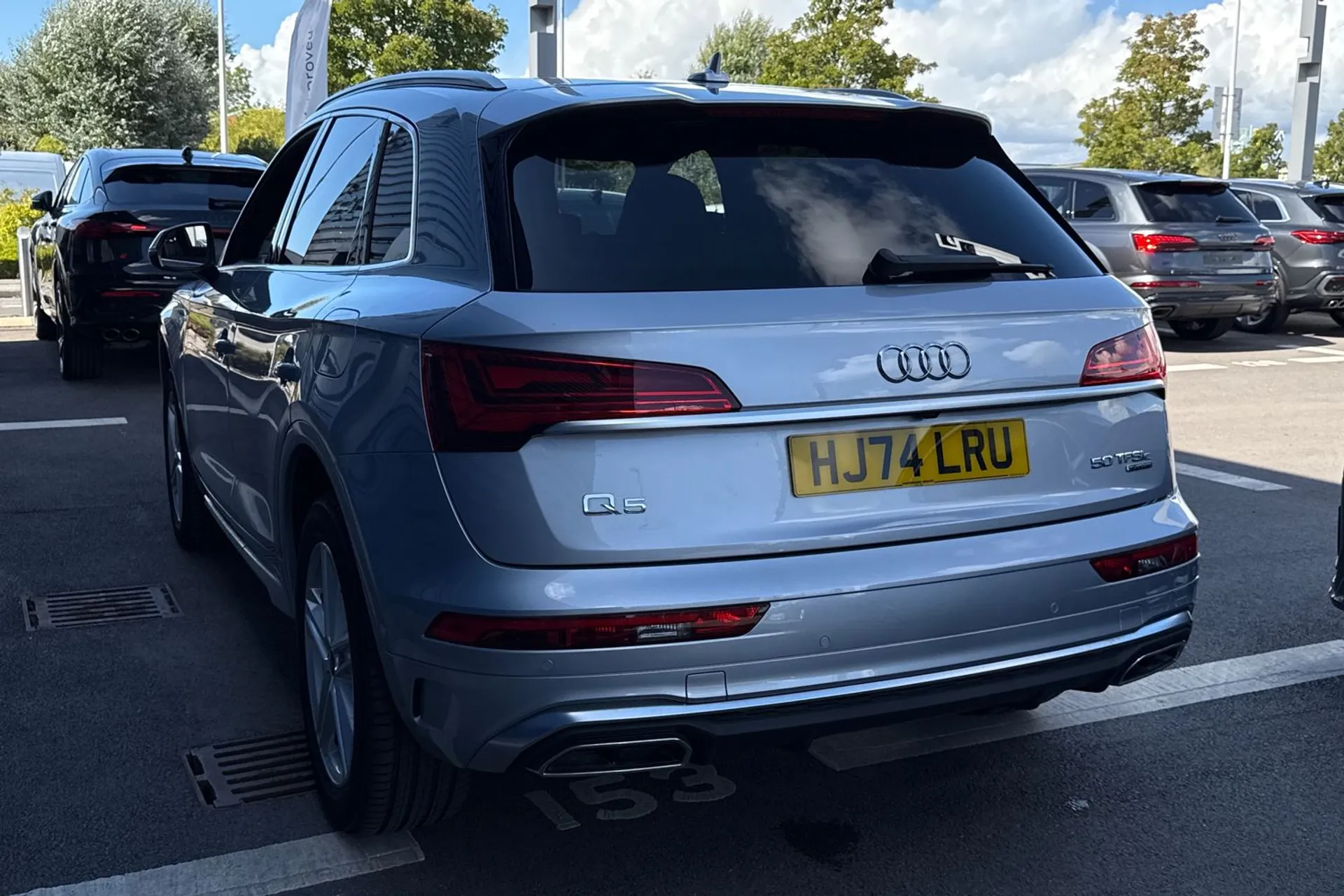 Audi Q5 thumbnail image number 17