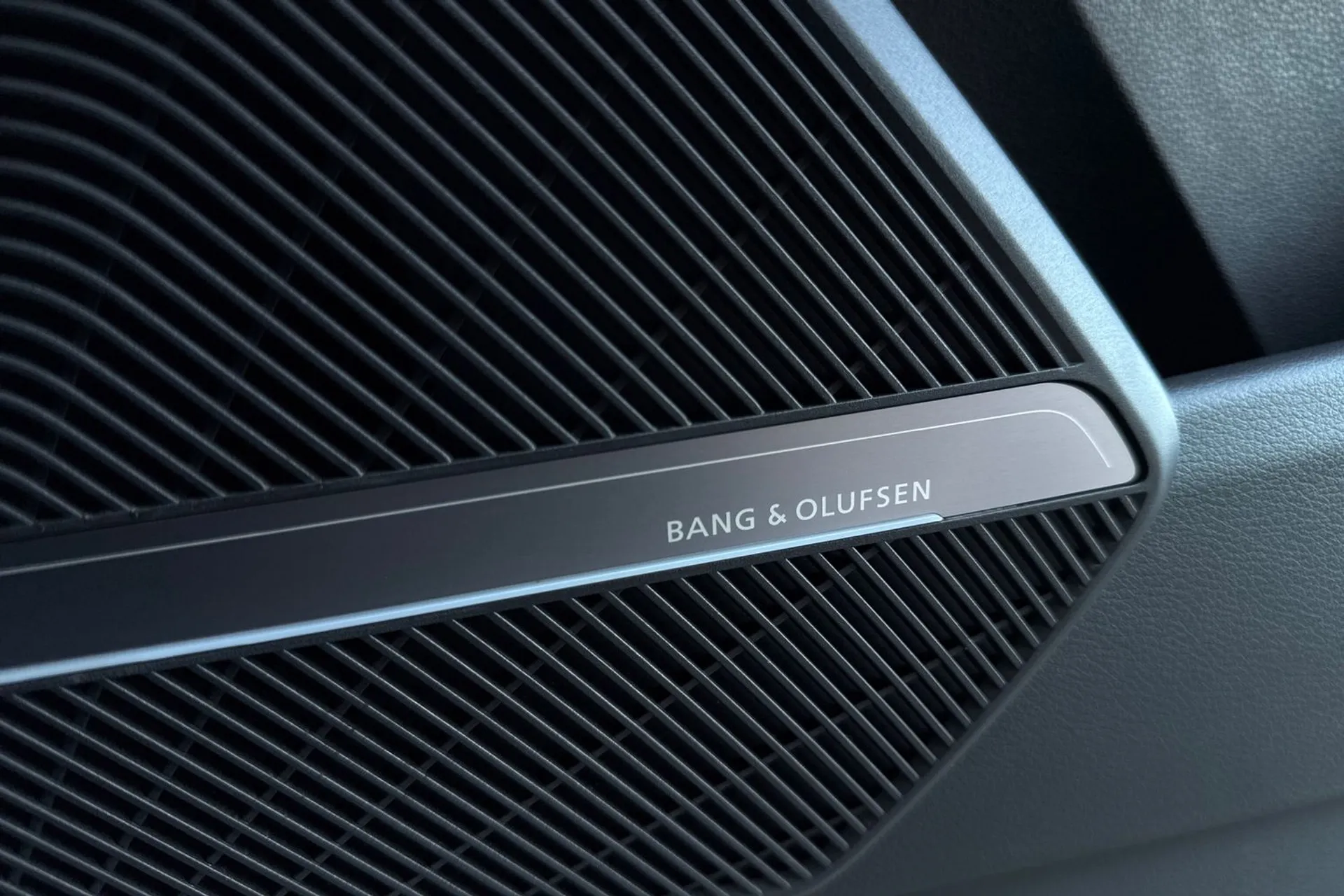 Audi Q5 thumbnail image number 28