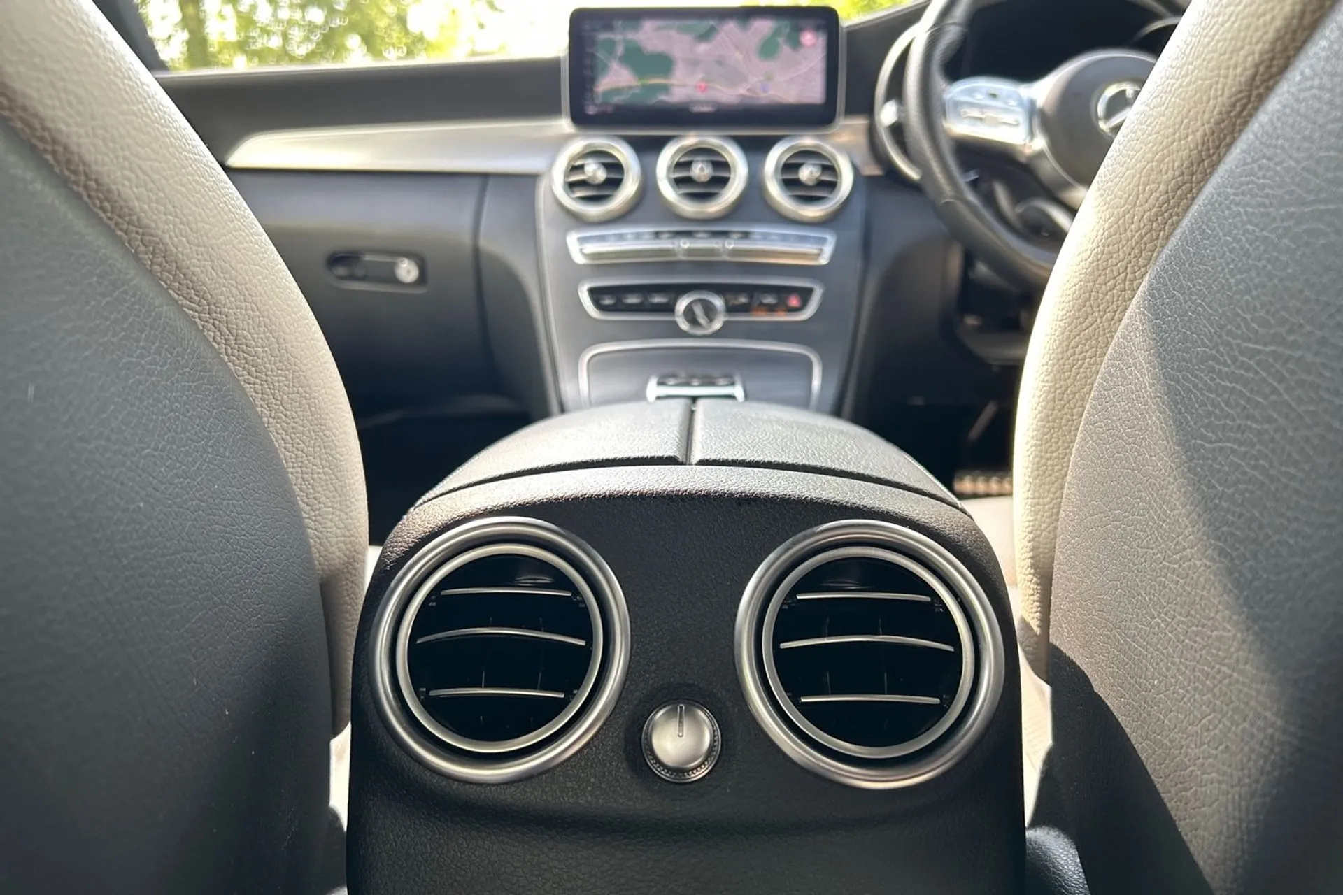 MERCEDES-BENZ C CLASS thumbnail image number 26
