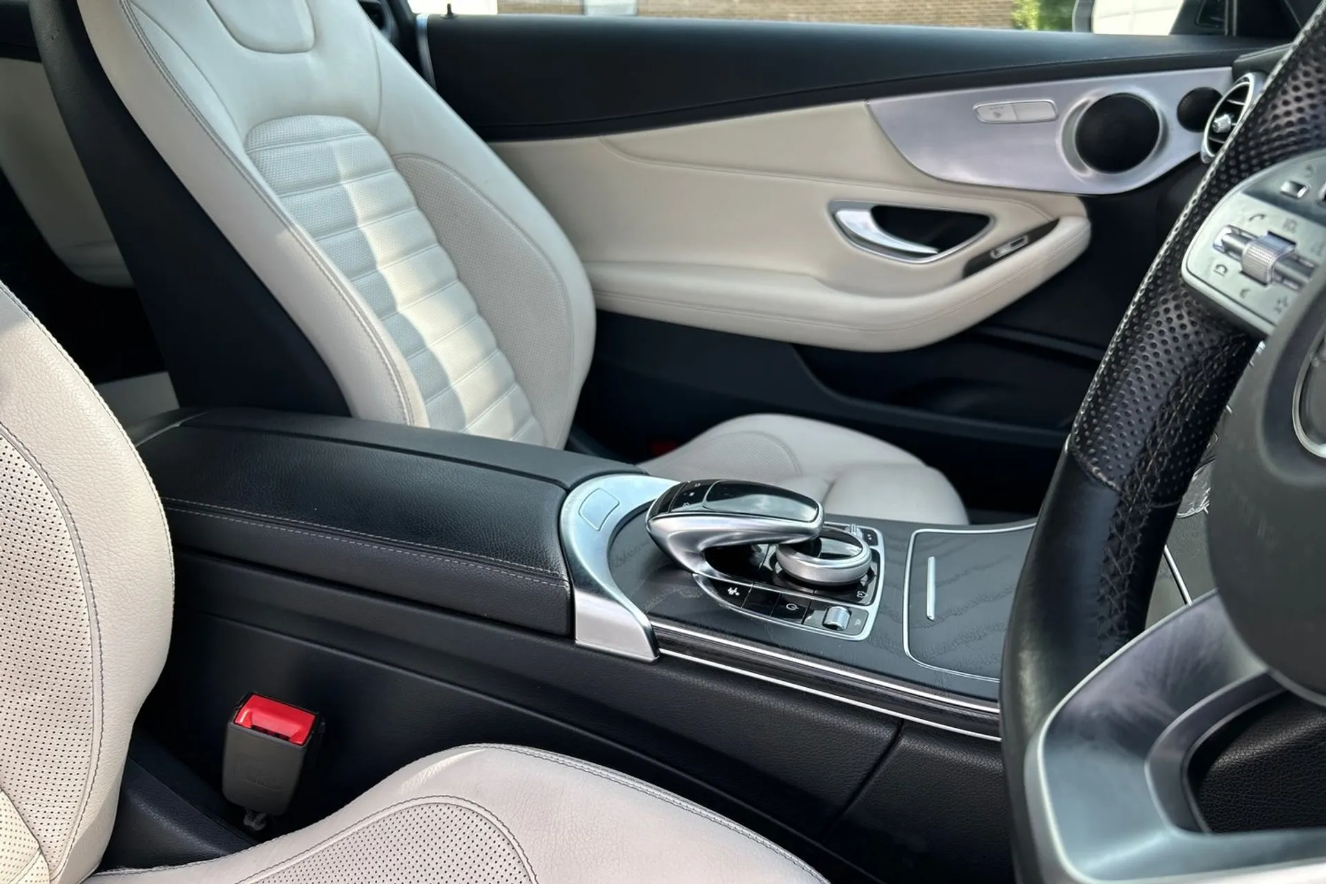 MERCEDES-BENZ C CLASS thumbnail image number 45