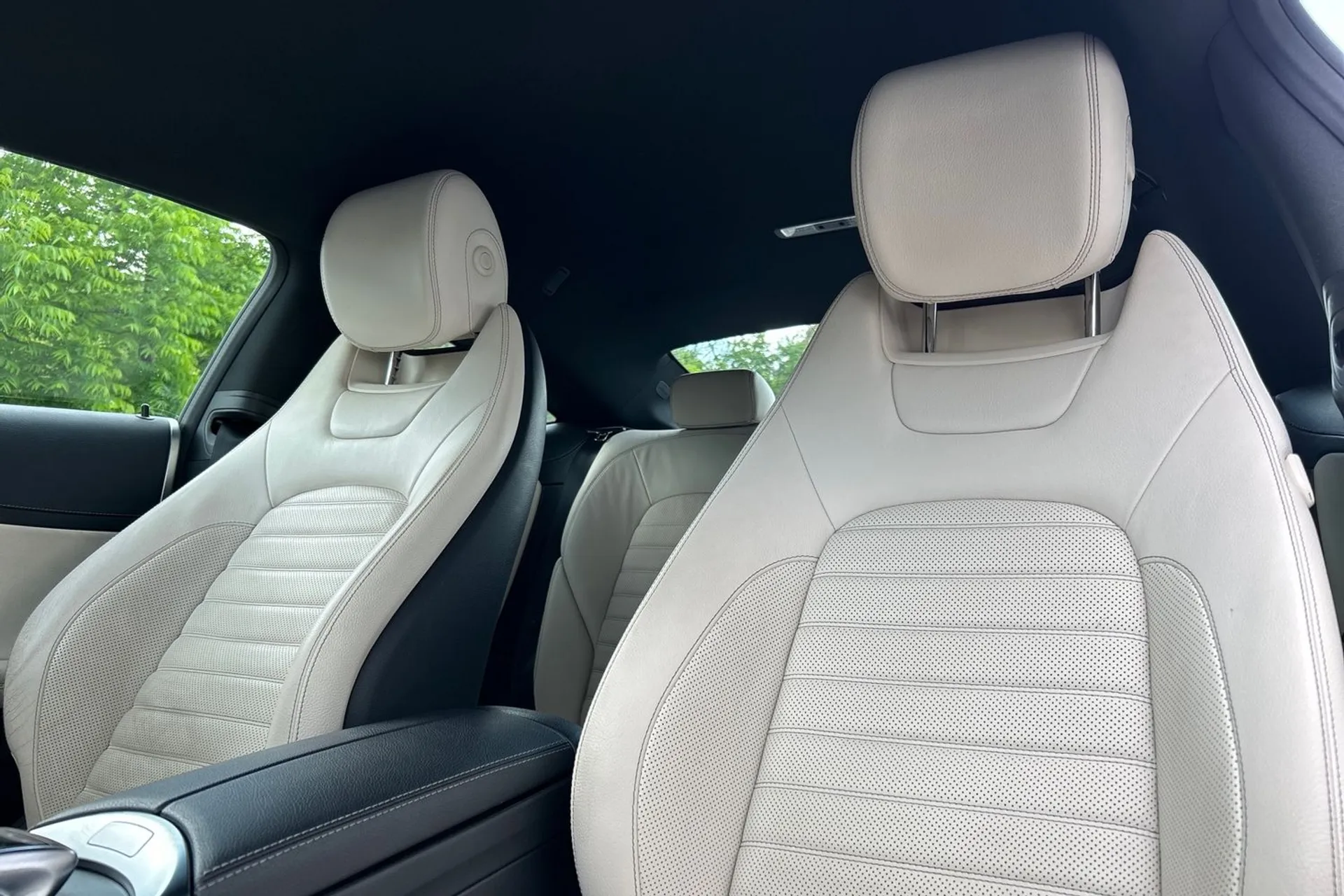 MERCEDES-BENZ C CLASS thumbnail image number 19