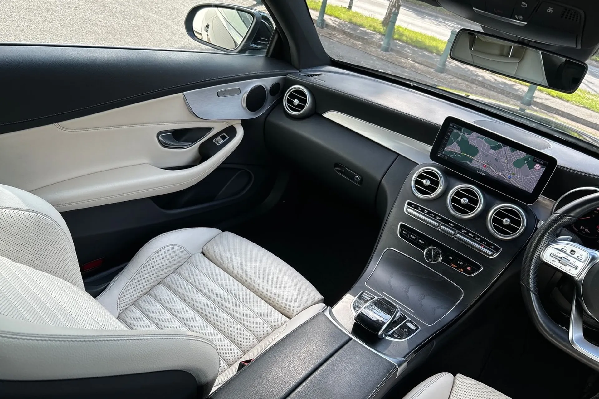 MERCEDES-BENZ C CLASS thumbnail image number 36
