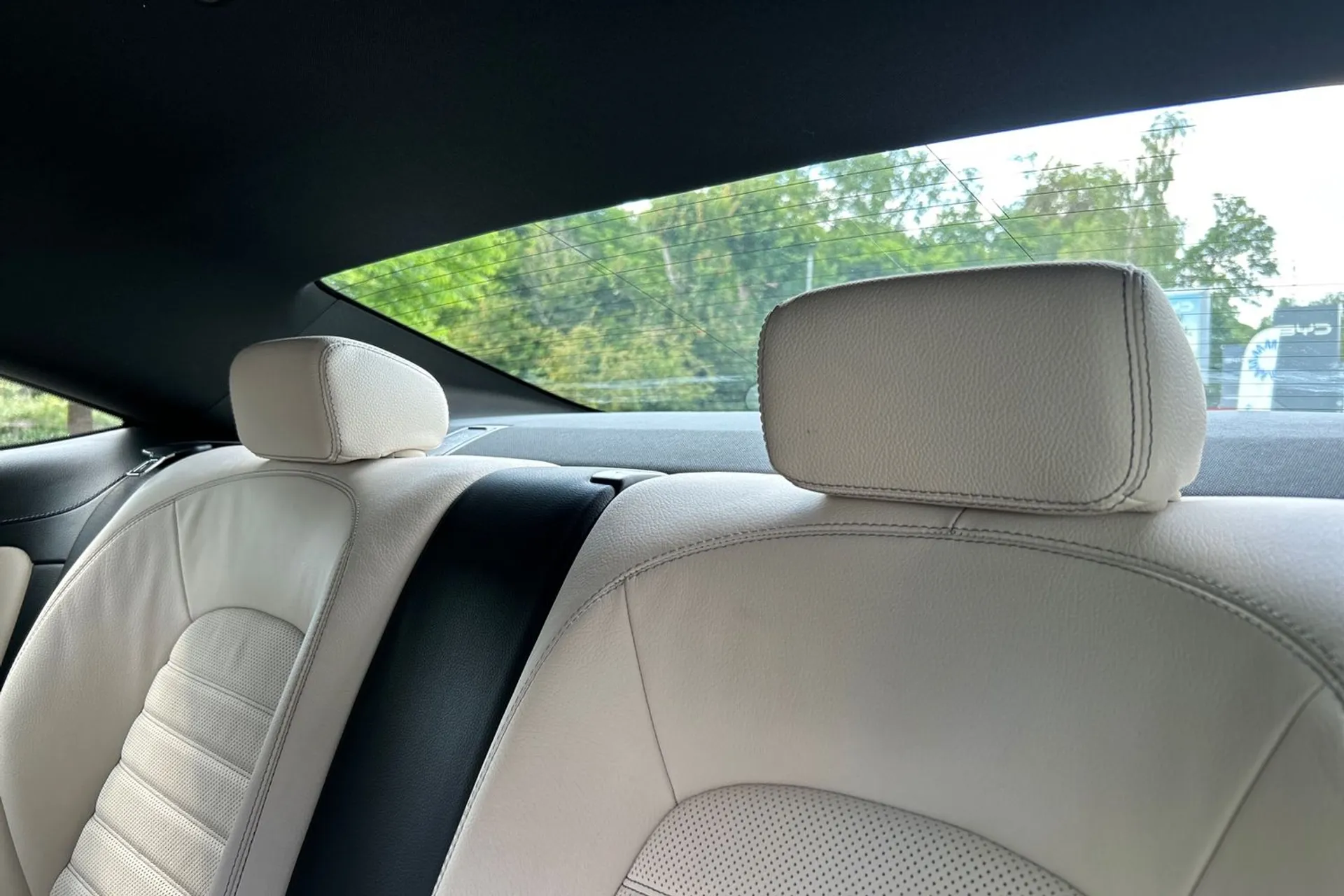 MERCEDES-BENZ C CLASS thumbnail image number 27