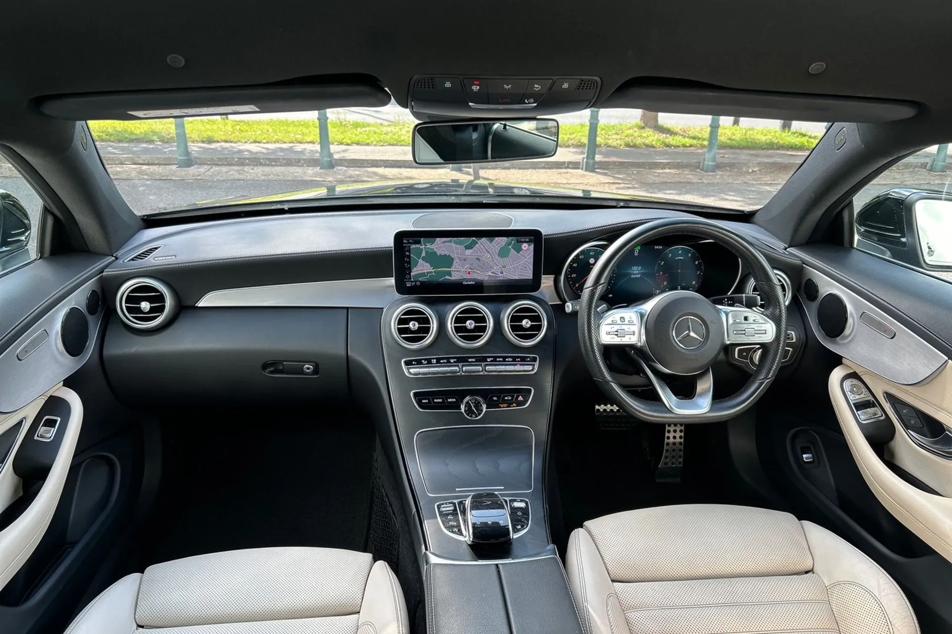 MERCEDES-BENZ C CLASS thumbnail image number 3