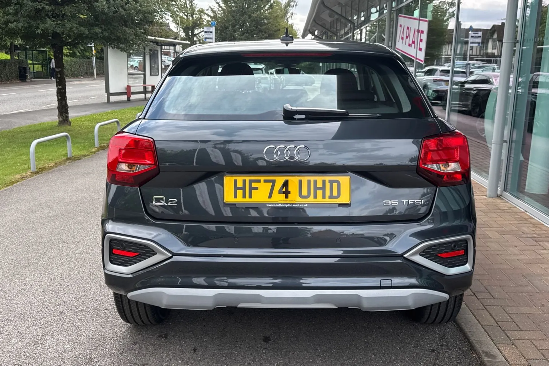 Audi Q2 thumbnail image number 6
