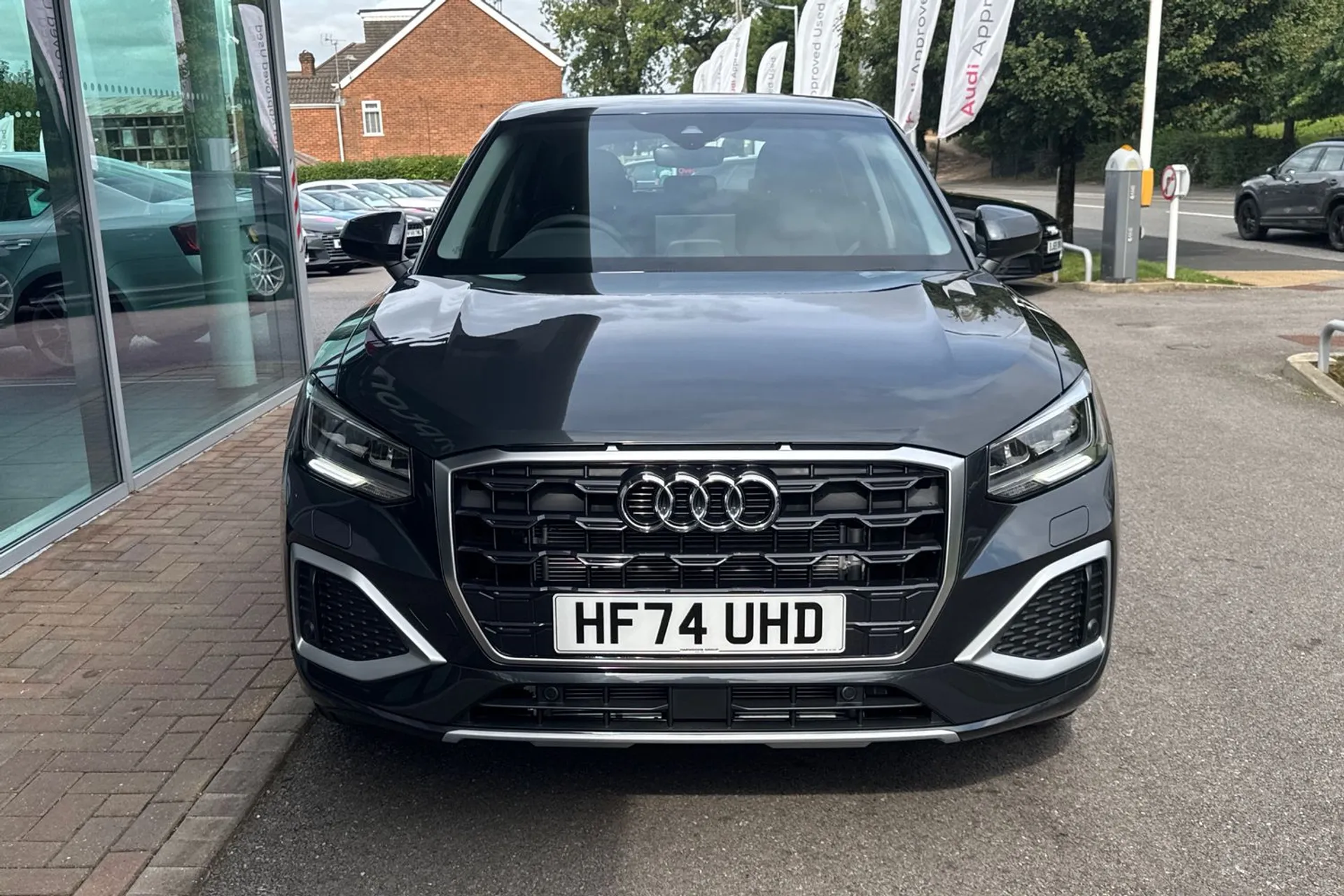 Audi Q2 thumbnail image number 10