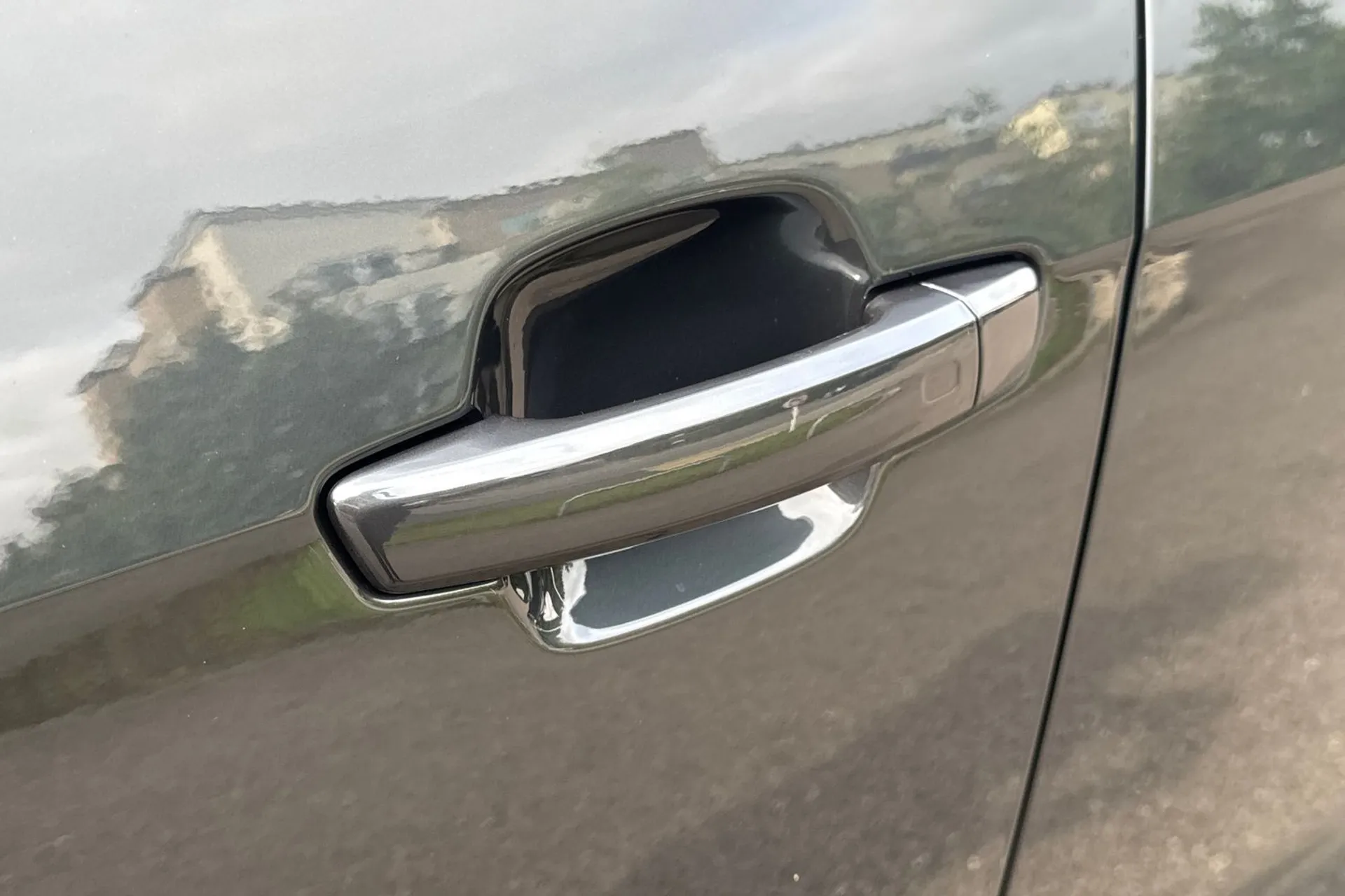 Audi Q2 thumbnail image number 14
