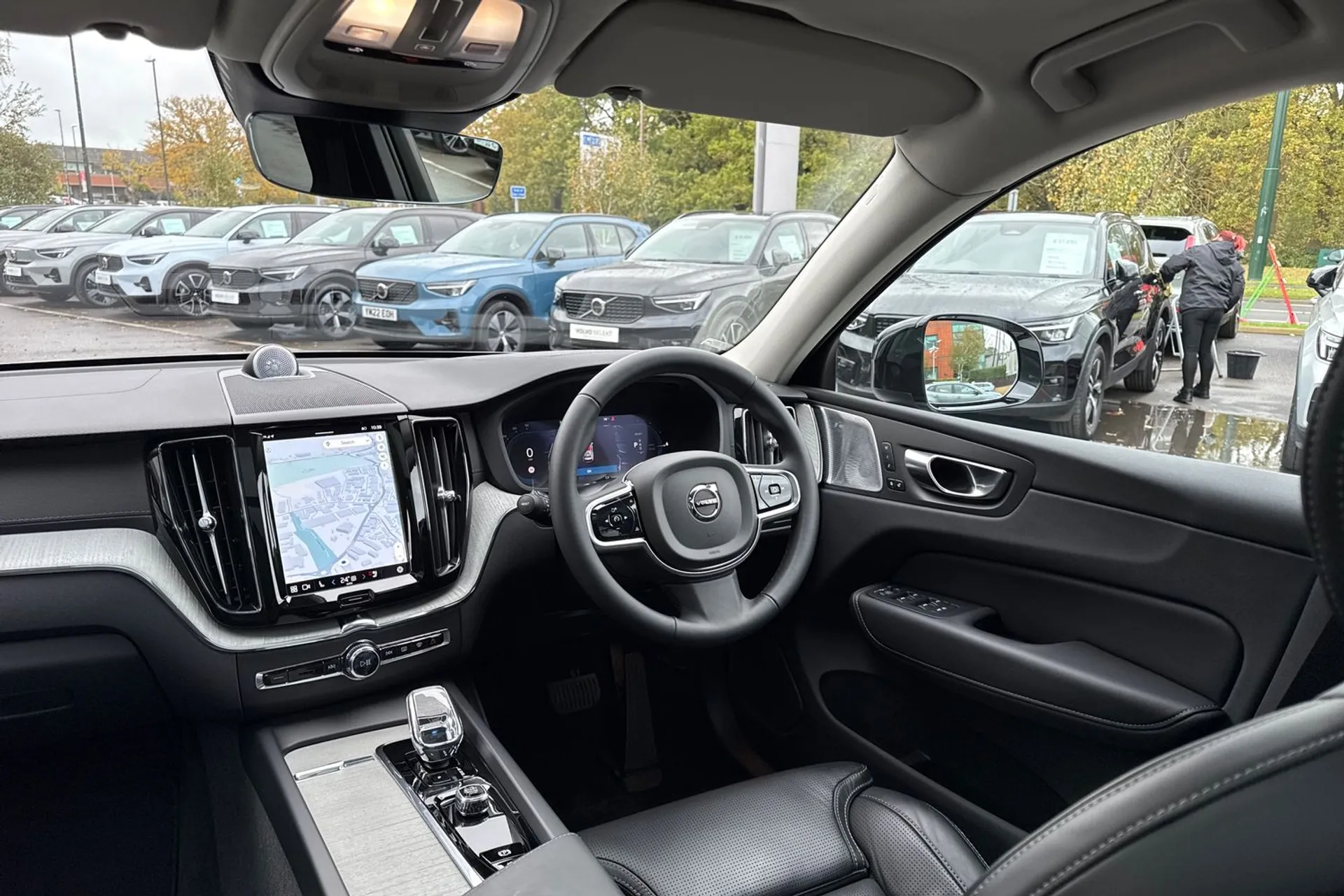 Volvo XC60 thumbnail image number 33