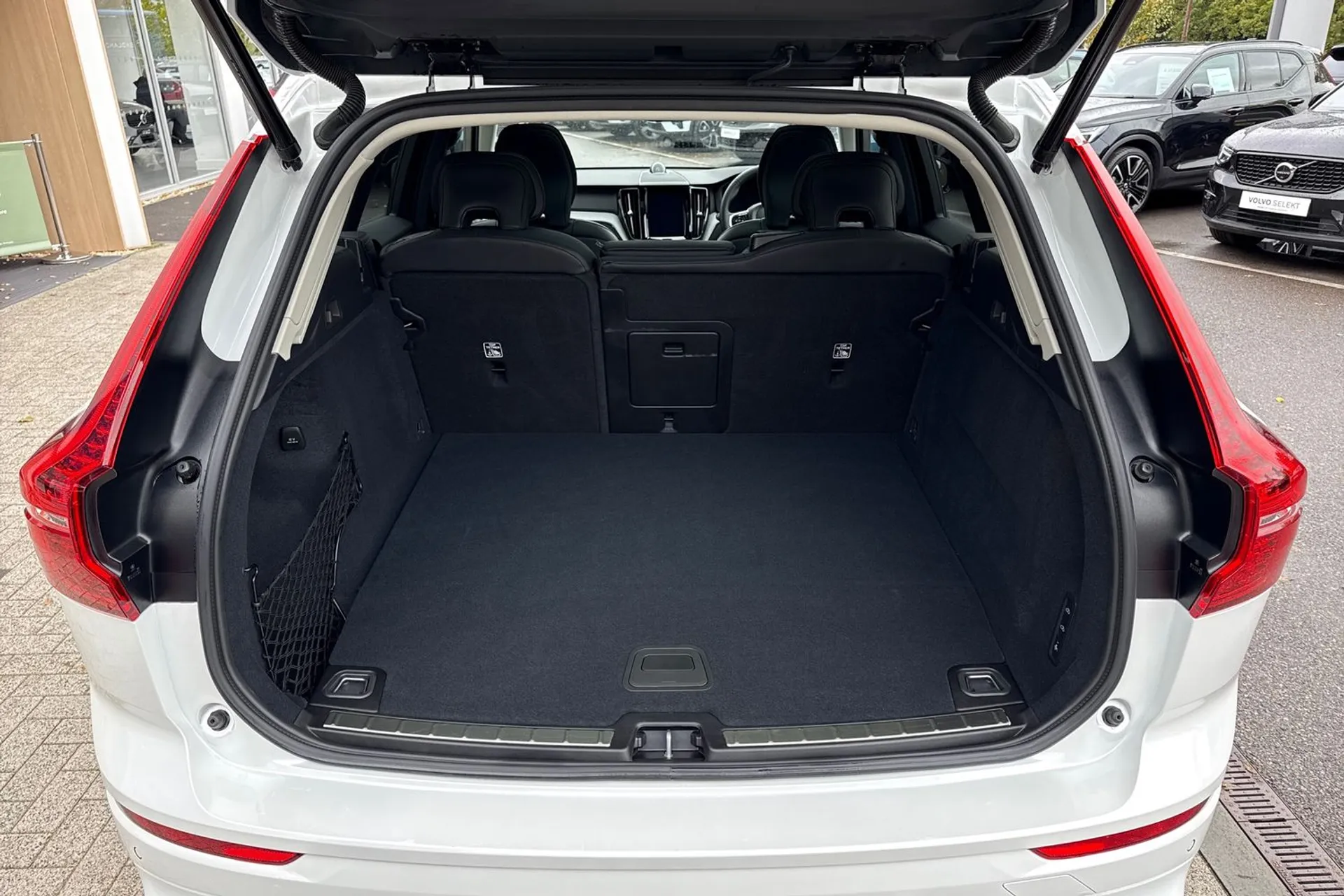 Volvo XC60 thumbnail image number 20