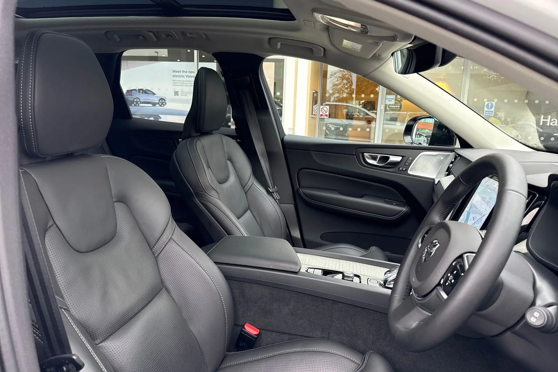 Volvo XC60 thumbnail image number 26