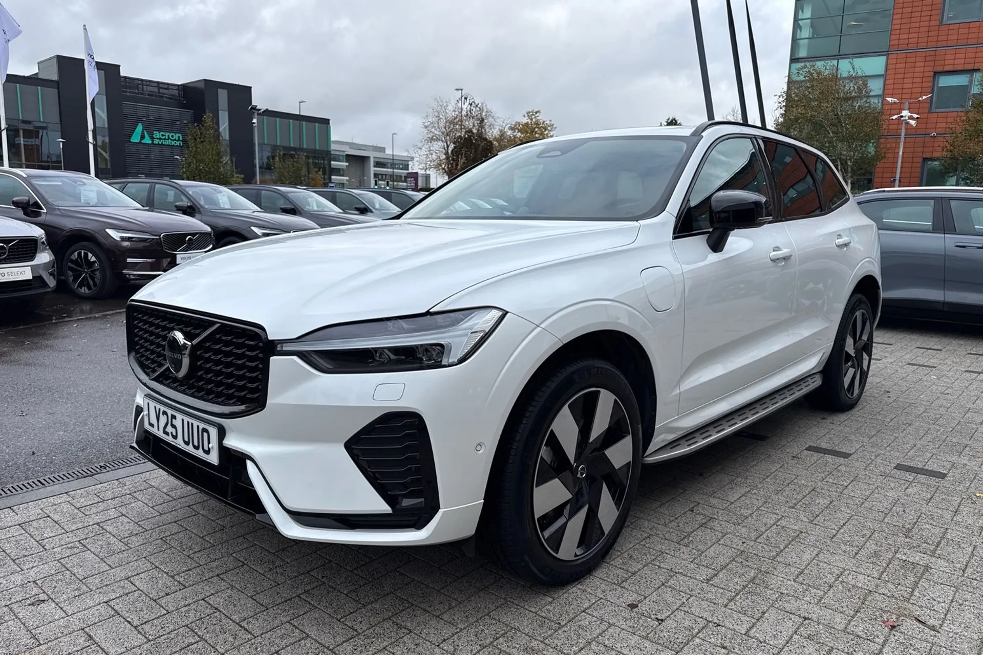 Volvo XC60 thumbnail image number 12