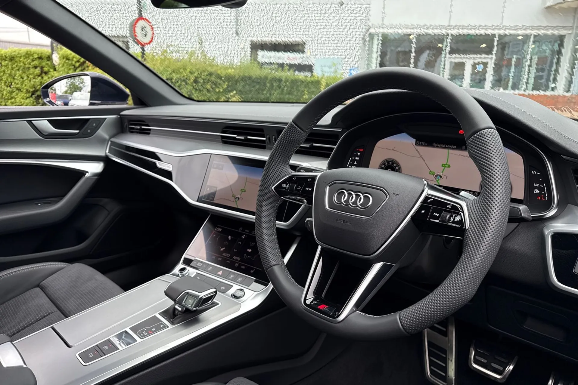 Audi A6 thumbnail image number 23