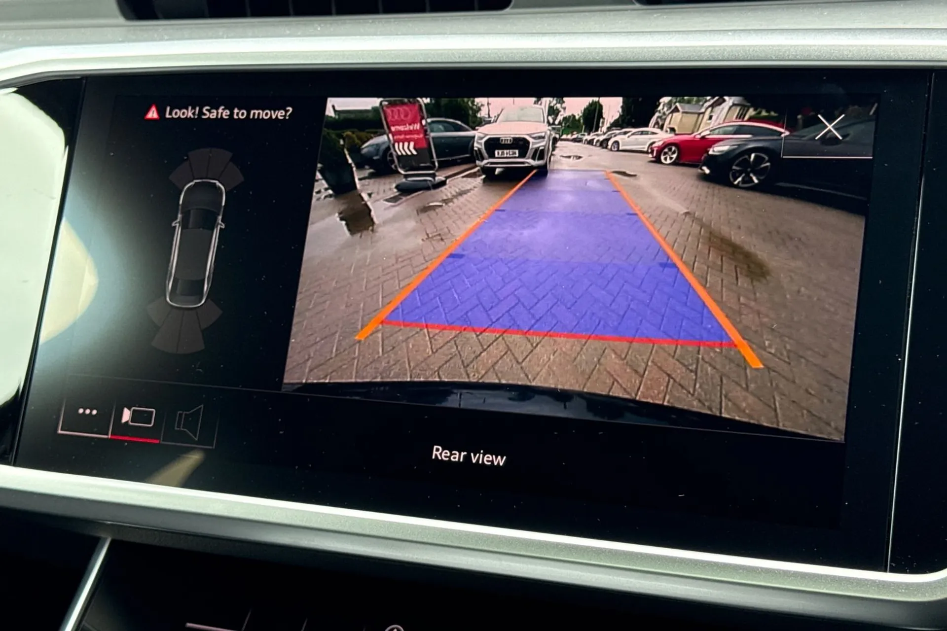 Audi A6 thumbnail image number 4