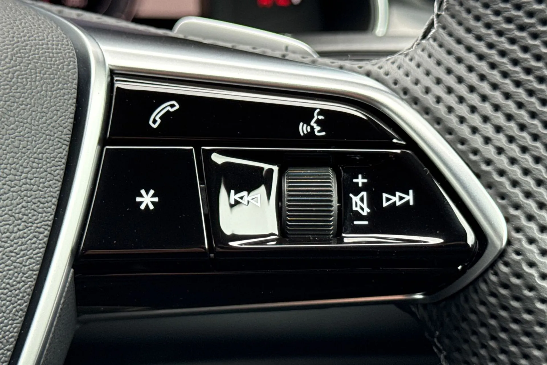 Audi A6 thumbnail image number 17