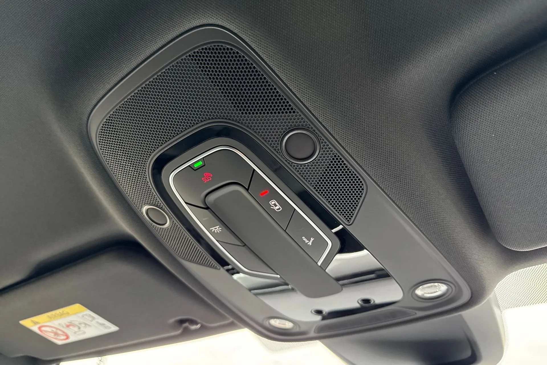 Audi A6 thumbnail image number 18