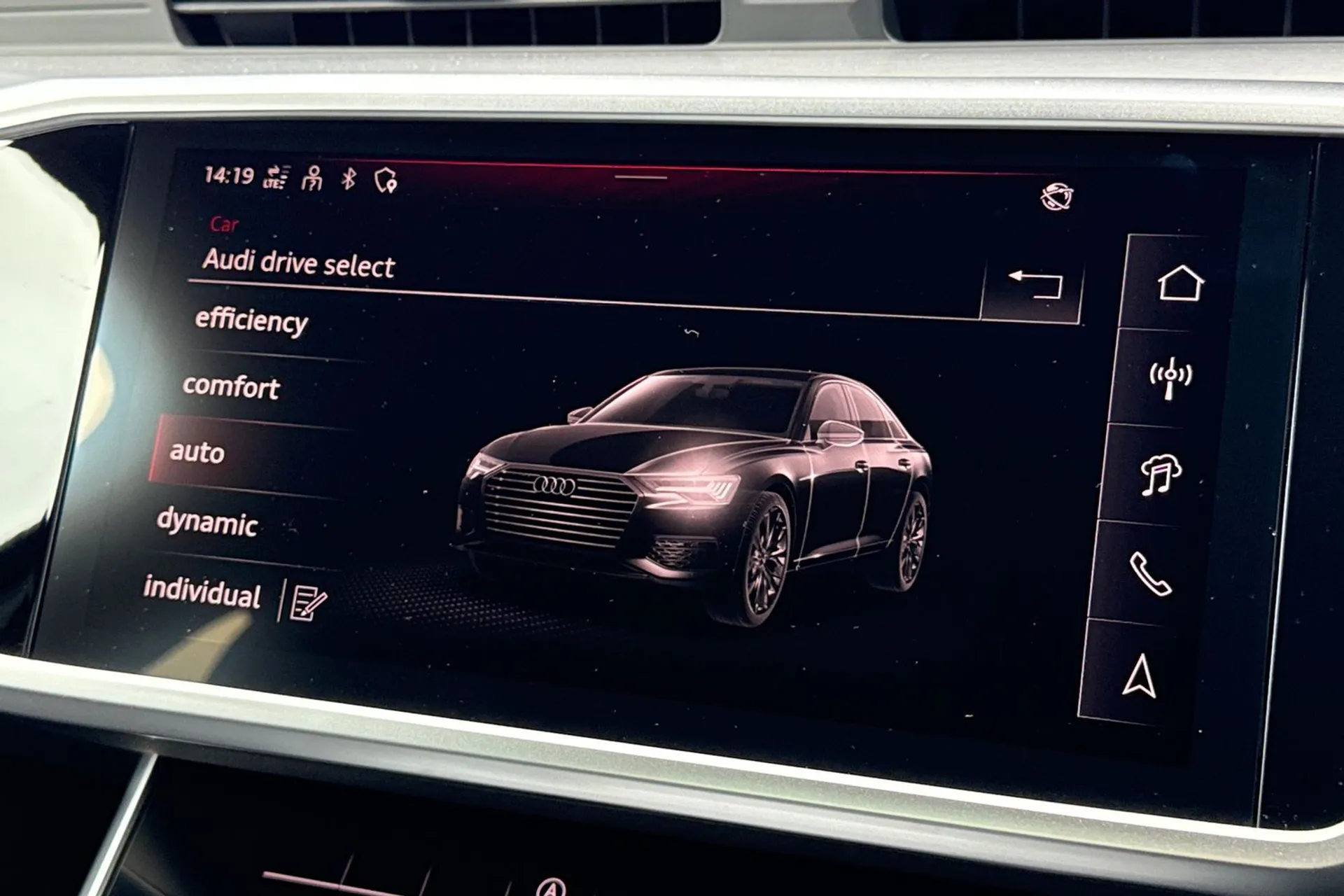 Audi A6 thumbnail image number 6