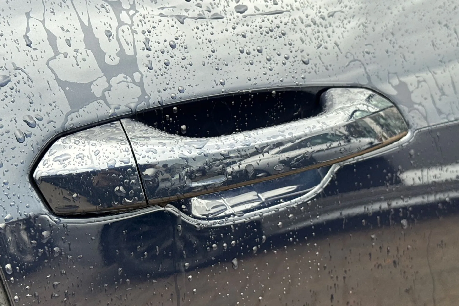 Audi A6 thumbnail image number 40