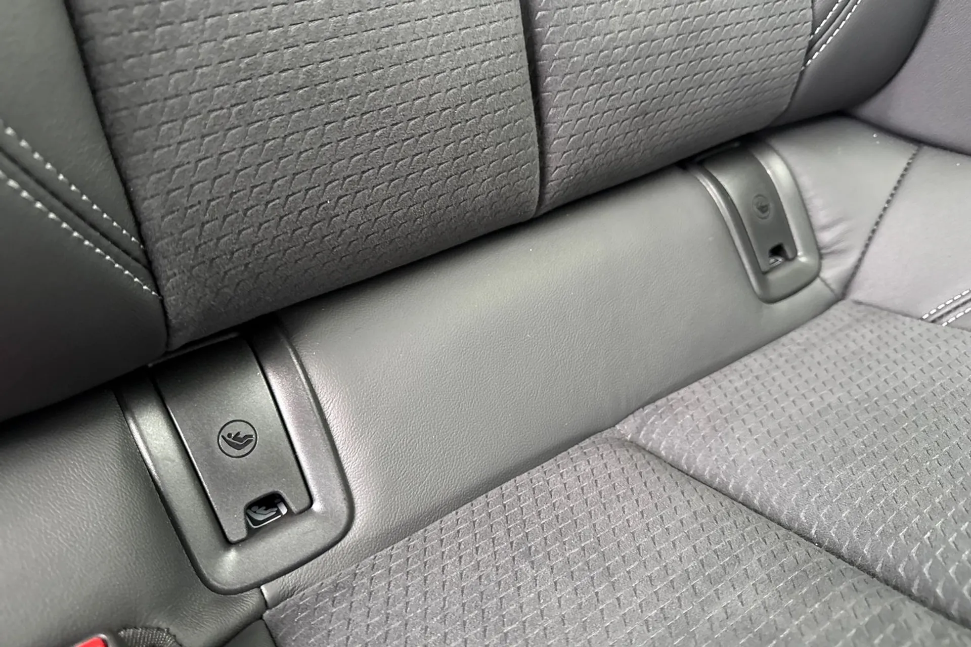 Audi A6 thumbnail image number 33