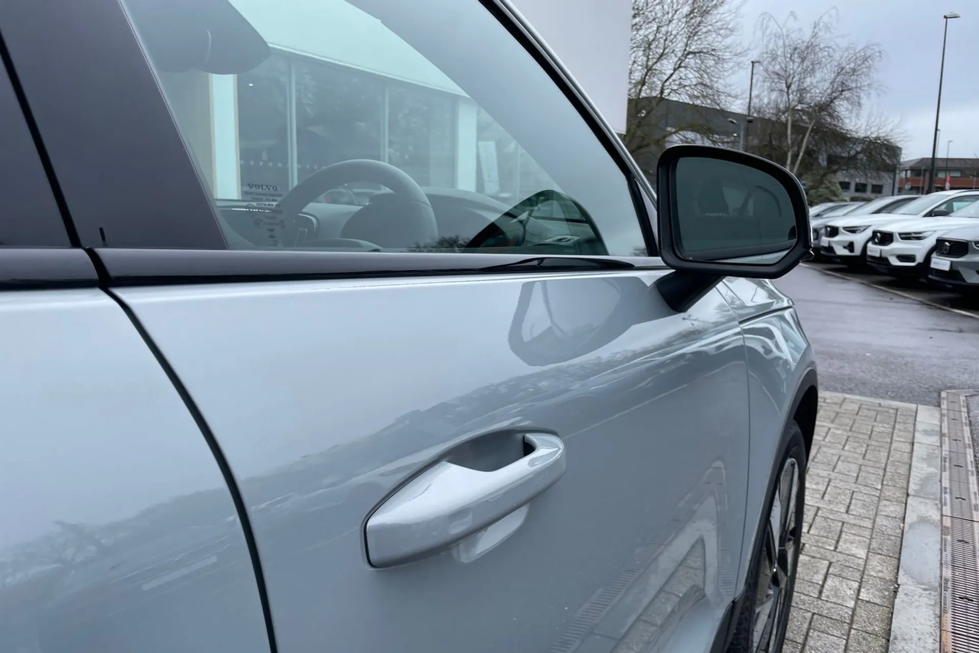 Volvo C40 thumbnail image number 15