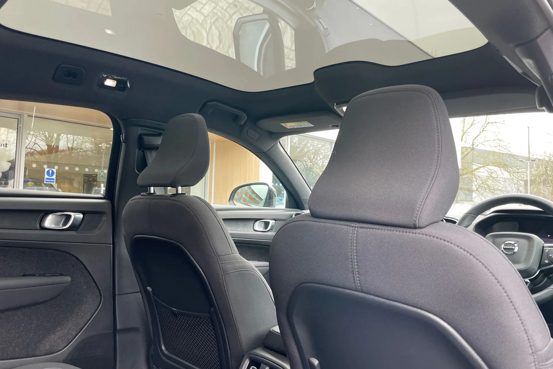 Volvo C40 thumbnail image number 22