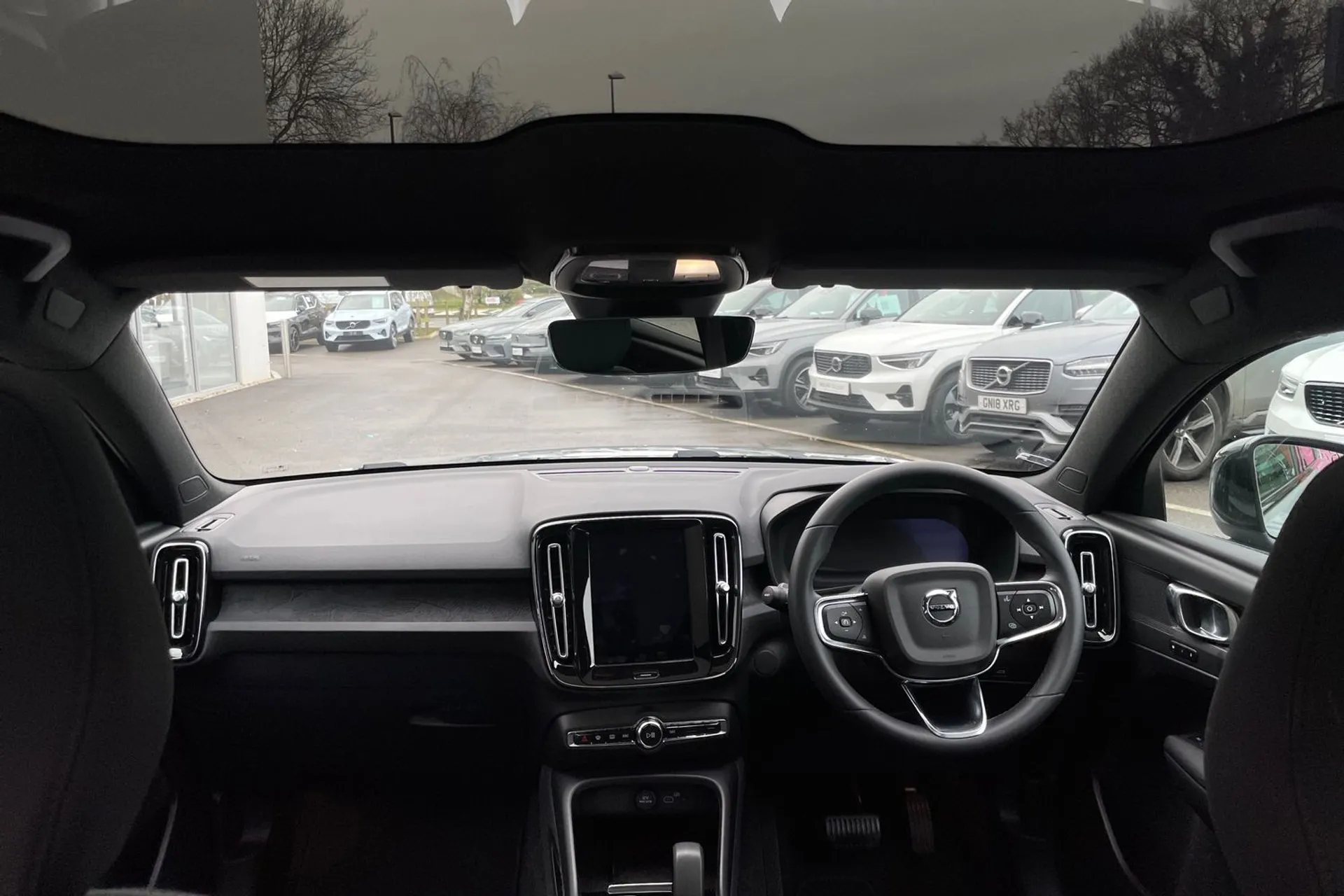 Volvo C40 thumbnail image number 3