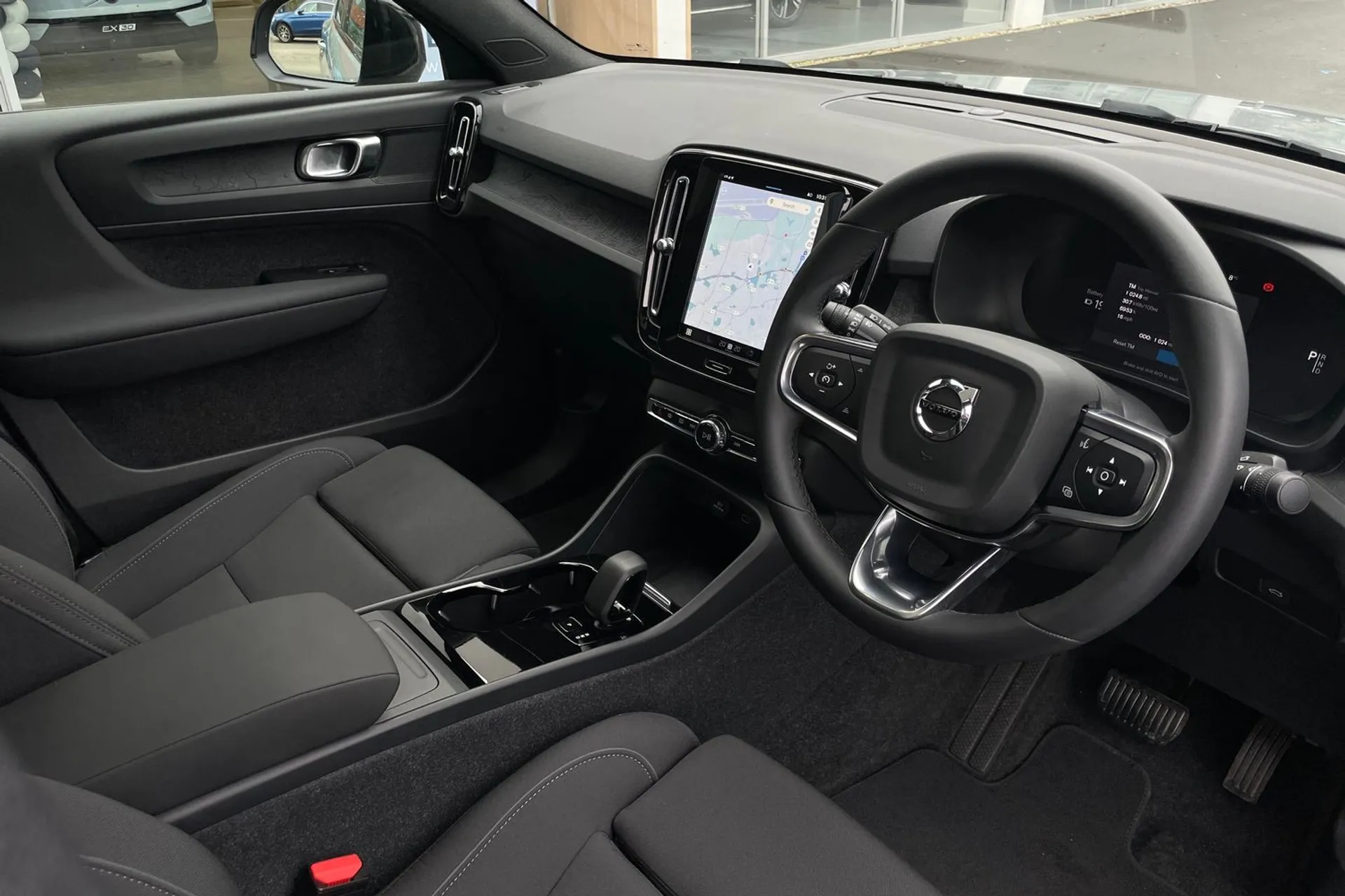 Volvo C40 thumbnail image number 4