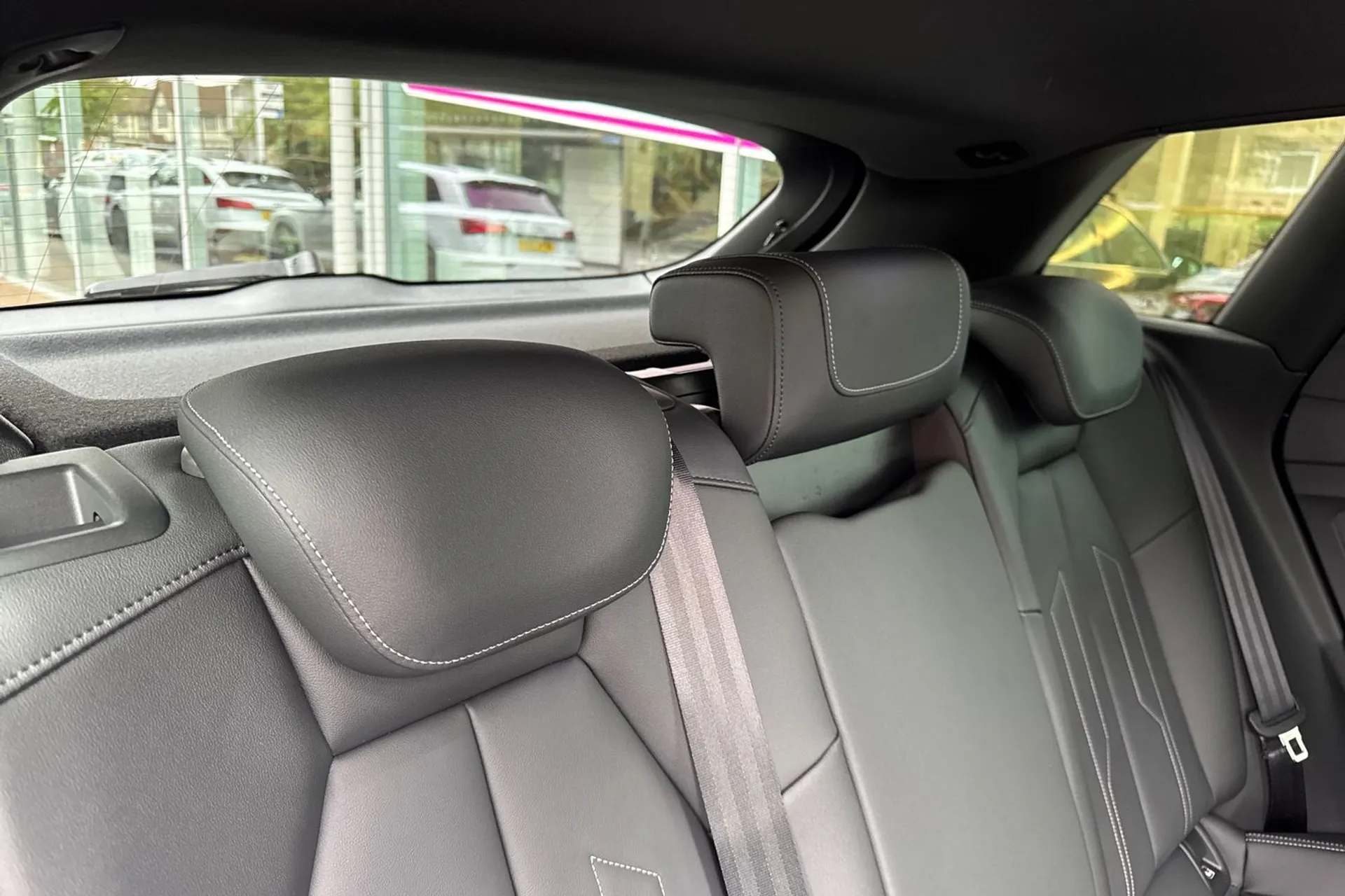 Audi Q4 thumbnail image number 52