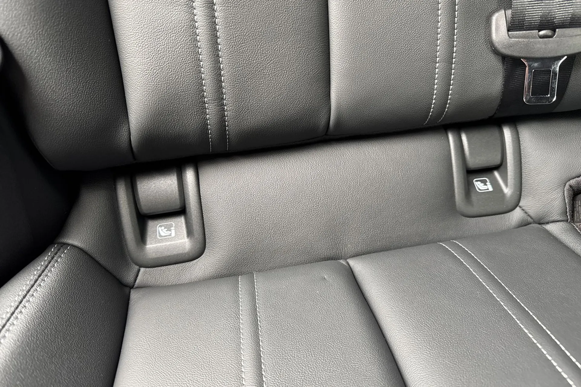 Audi Q4 thumbnail image number 23