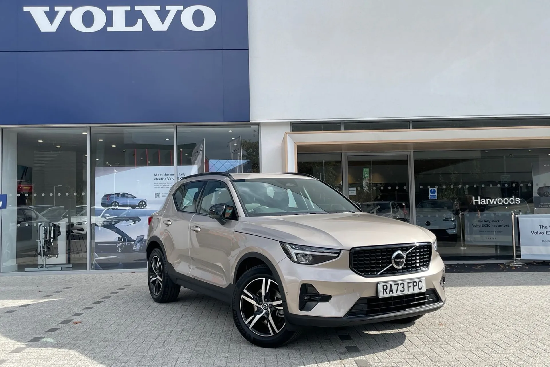 Volvo XC40 focused image