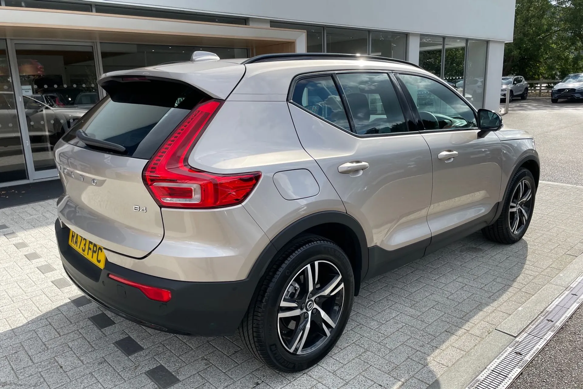 Volvo XC40 thumbnail image number 7