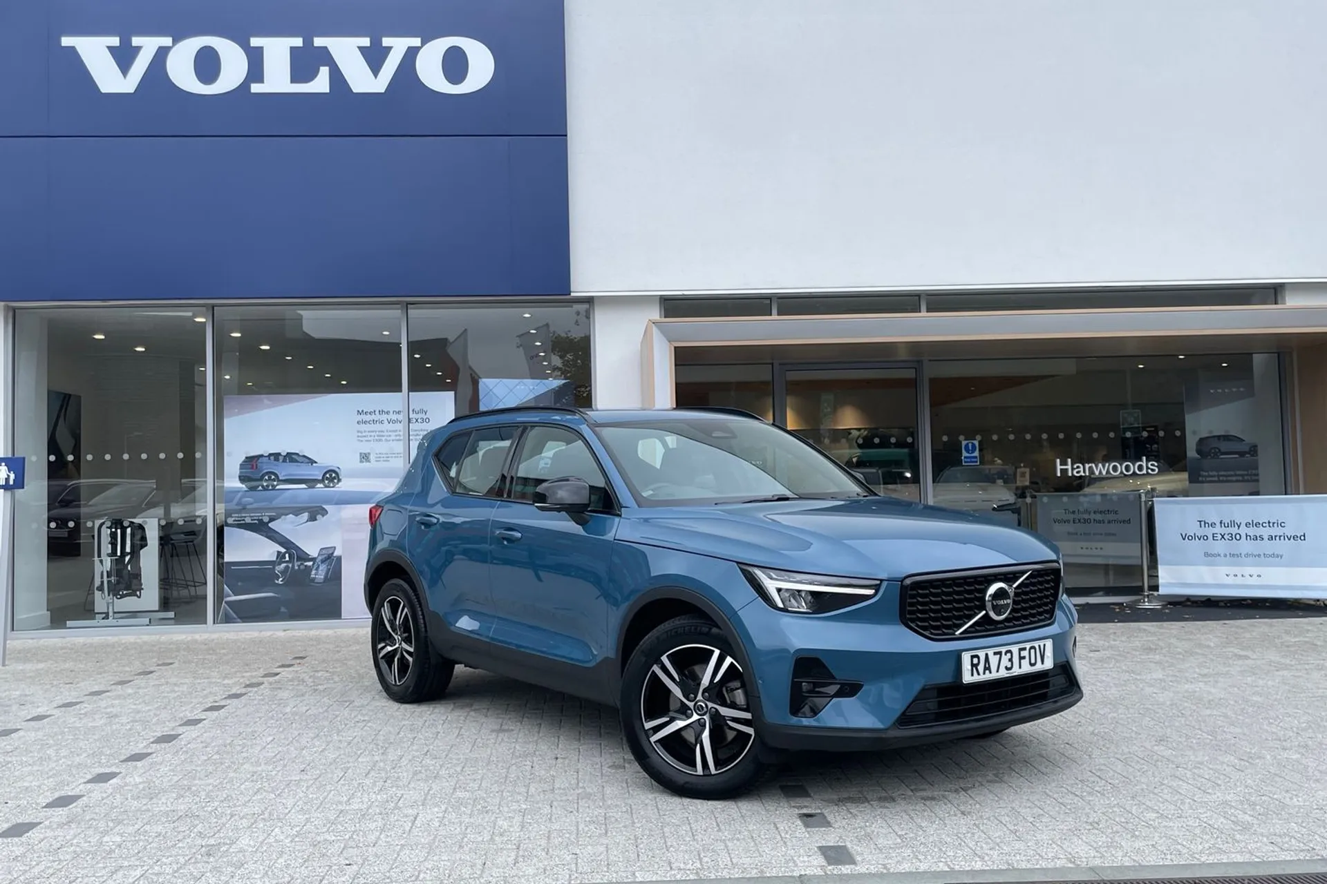 Volvo XC40 focused image