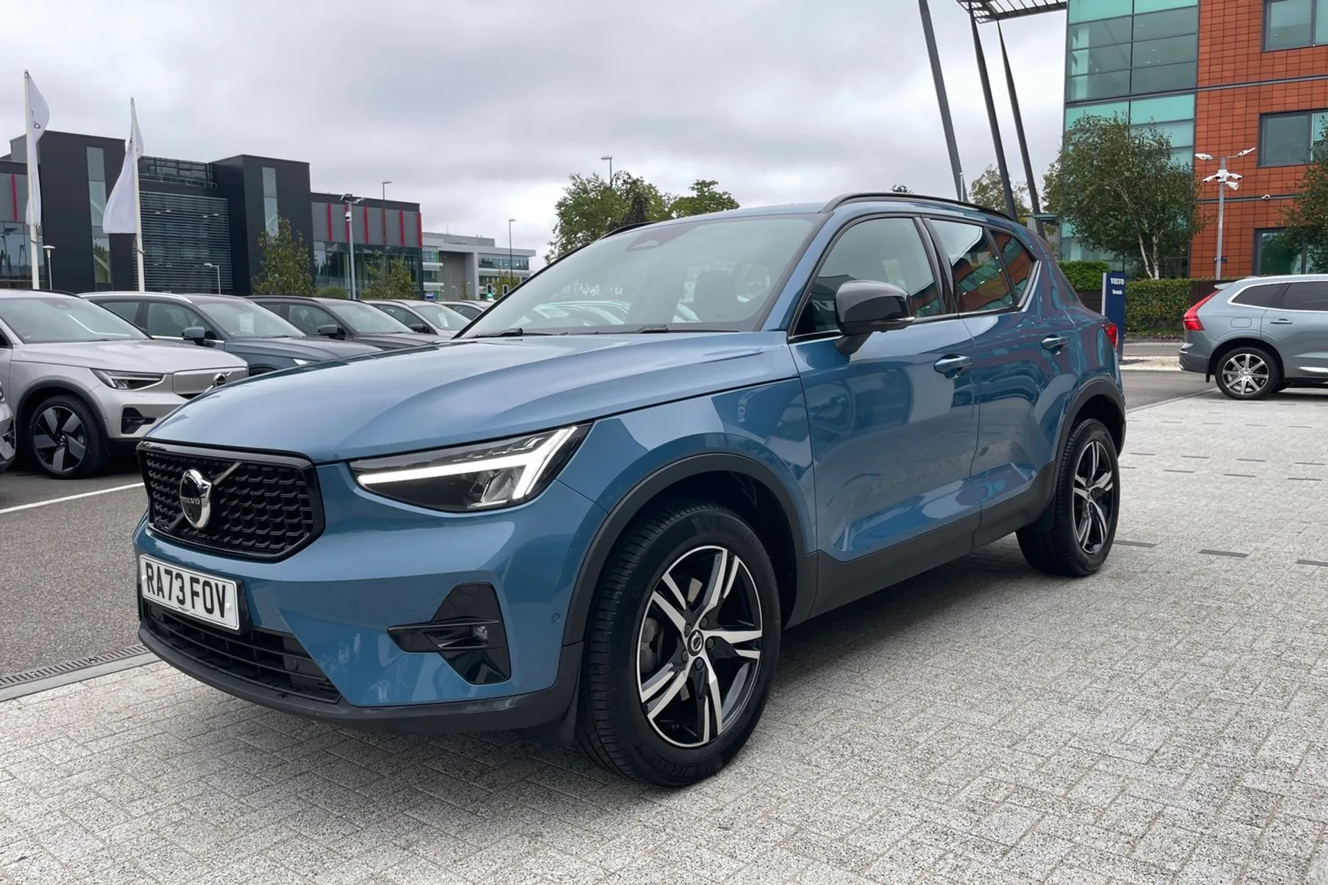 Volvo XC40 thumbnail image number 11