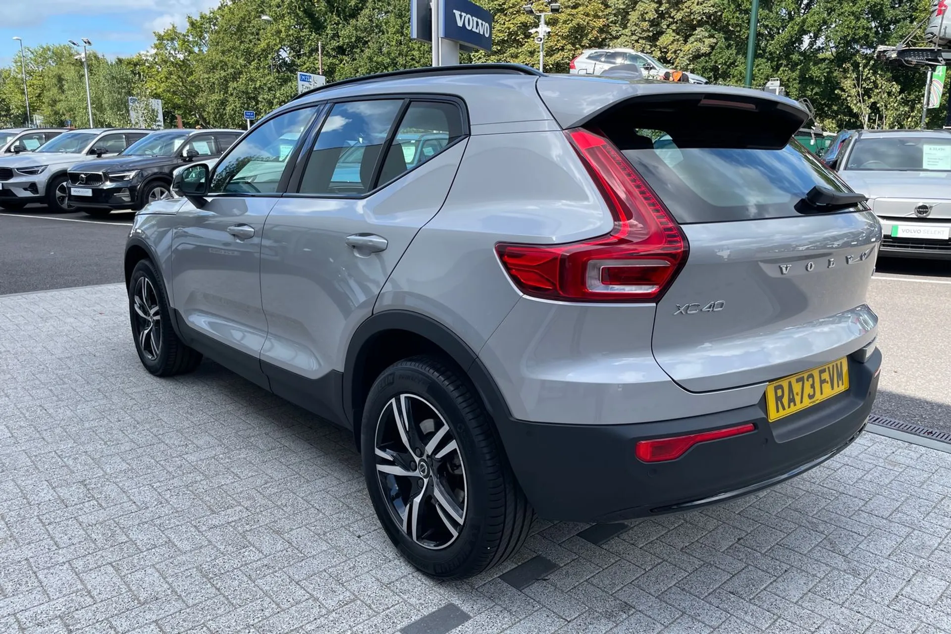 Volvo XC40 thumbnail image number 9