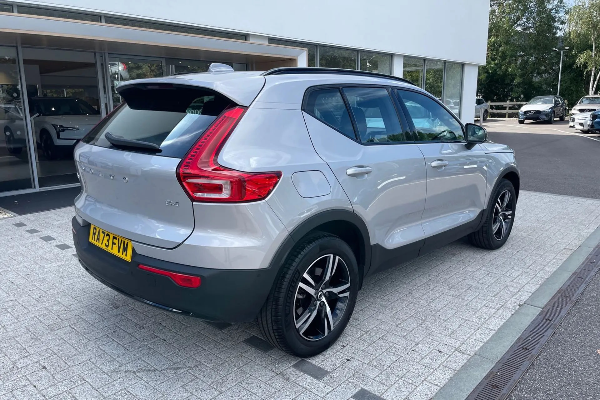 Volvo XC40 thumbnail image number 7