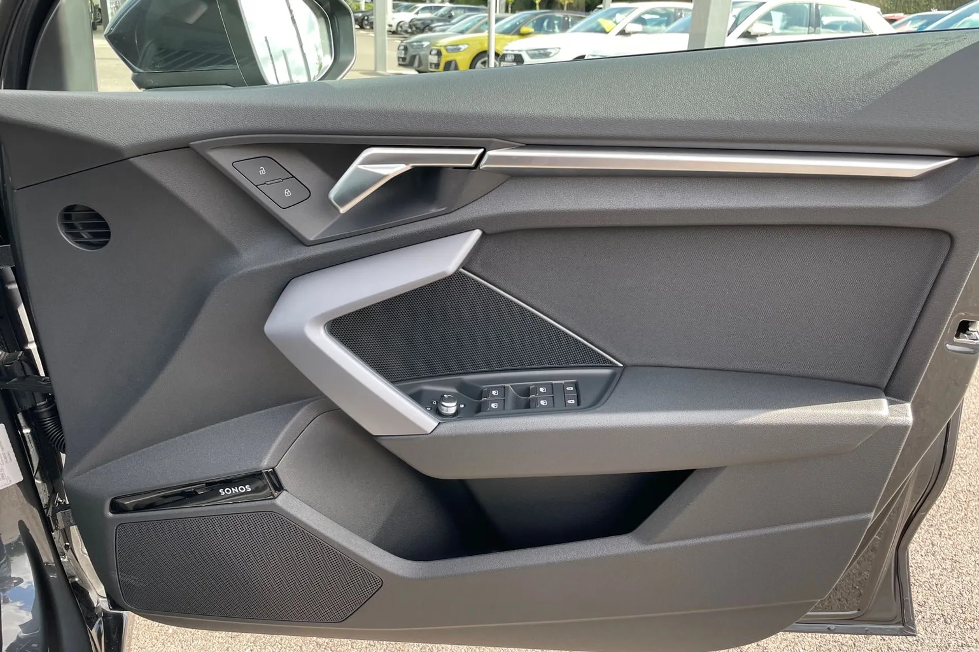 Audi A3 thumbnail image number 19