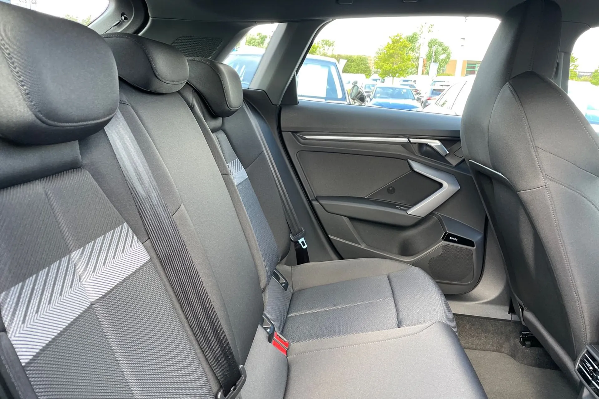 Audi A3 thumbnail image number 21