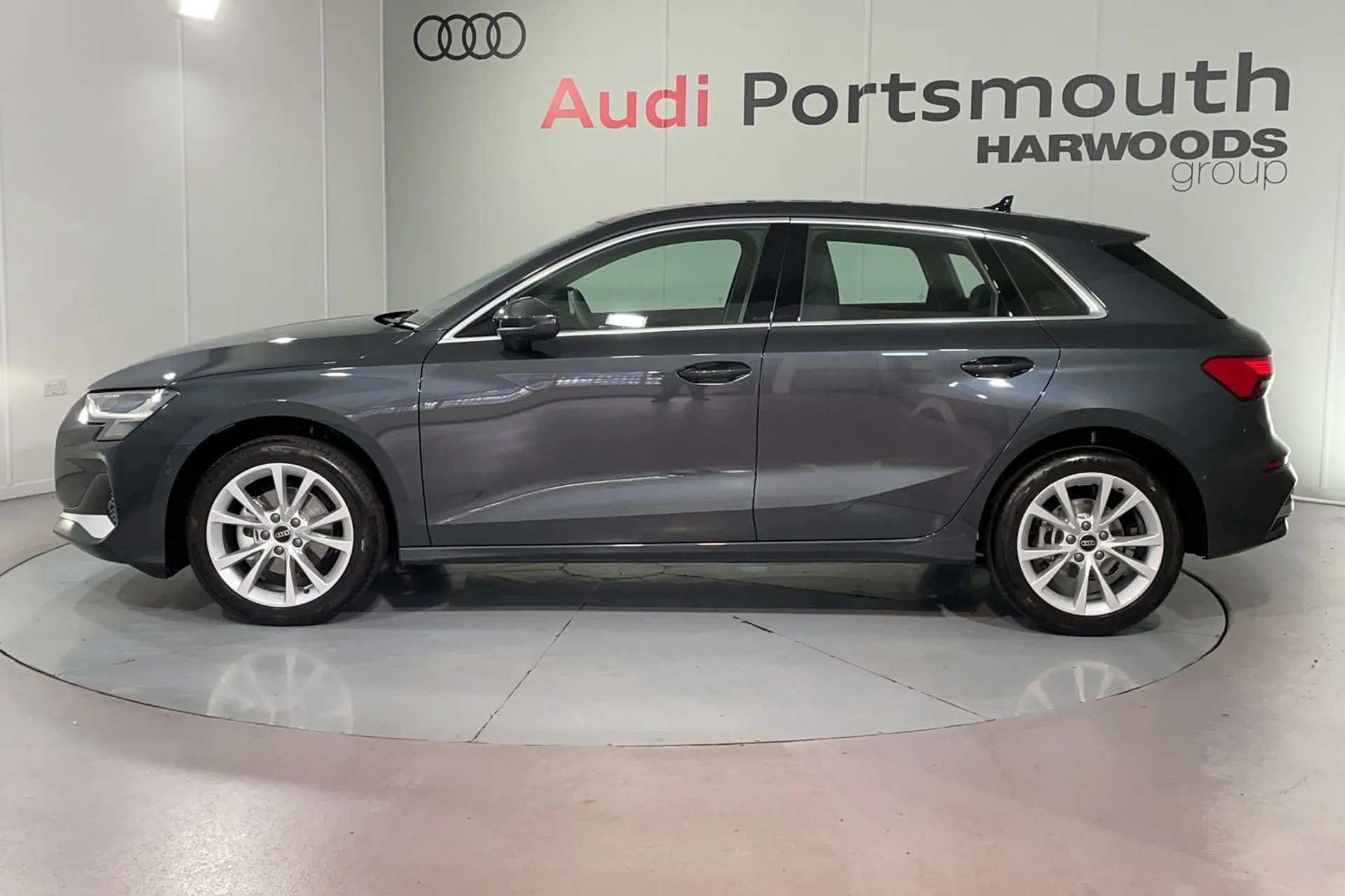 Audi A3 thumbnail image number 11