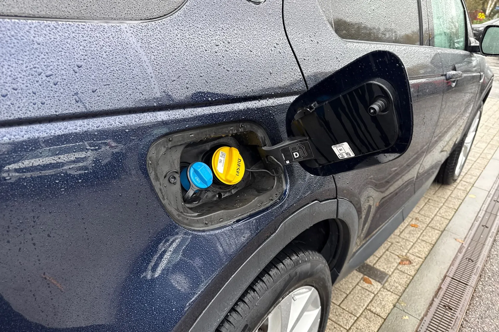 LAND ROVER DISCOVERY SPORT thumbnail image number 19