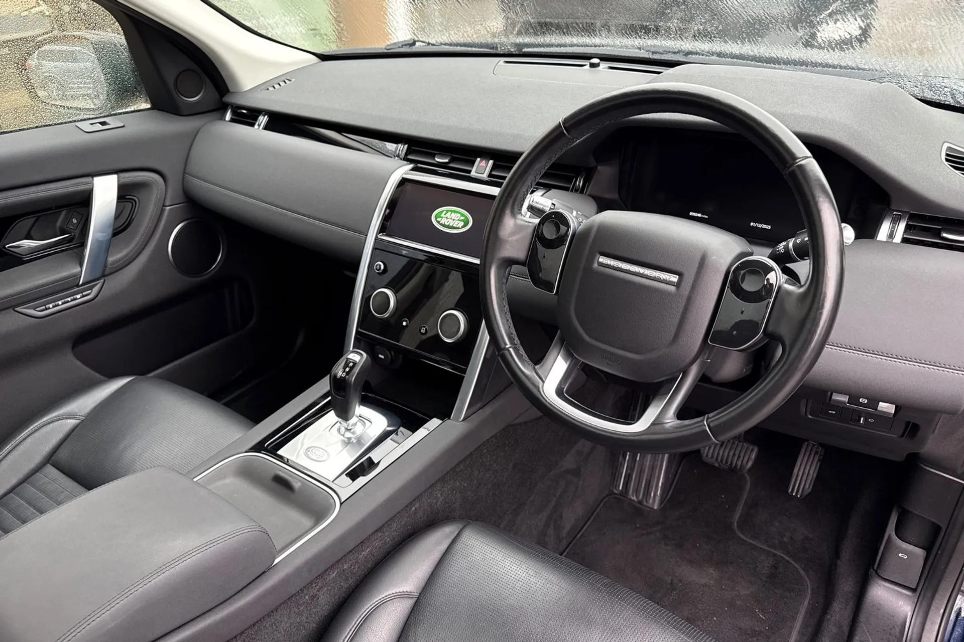 LAND ROVER DISCOVERY SPORT thumbnail image number 26