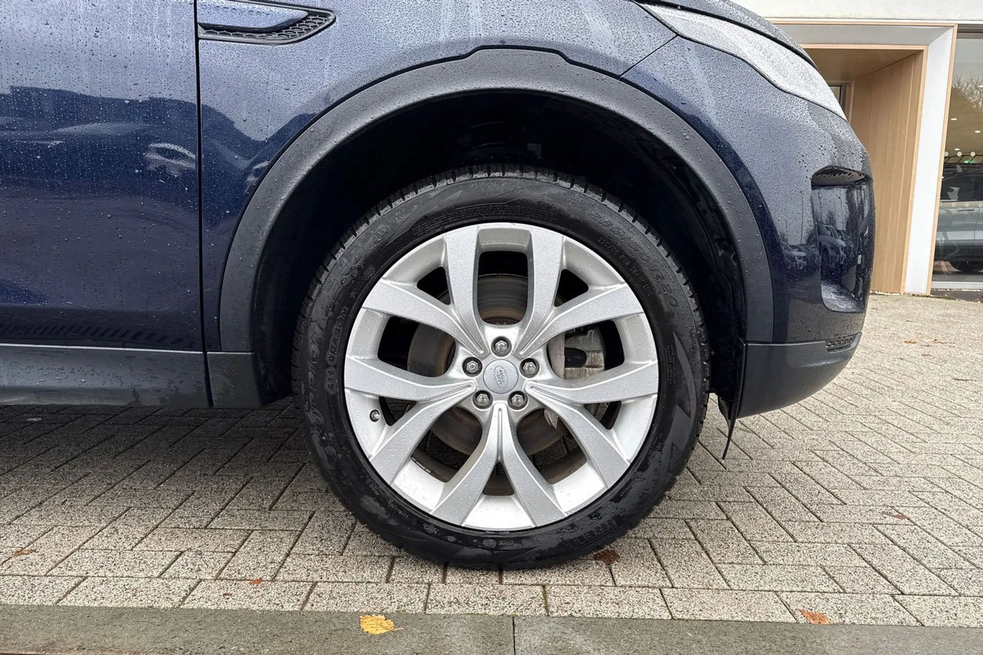 LAND ROVER DISCOVERY SPORT thumbnail image number 14