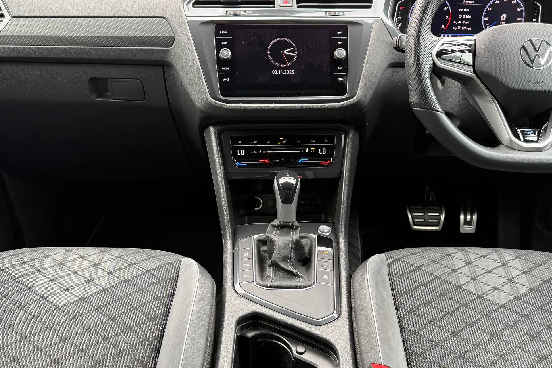 VOLKSWAGEN TIGUAN thumbnail image number 15